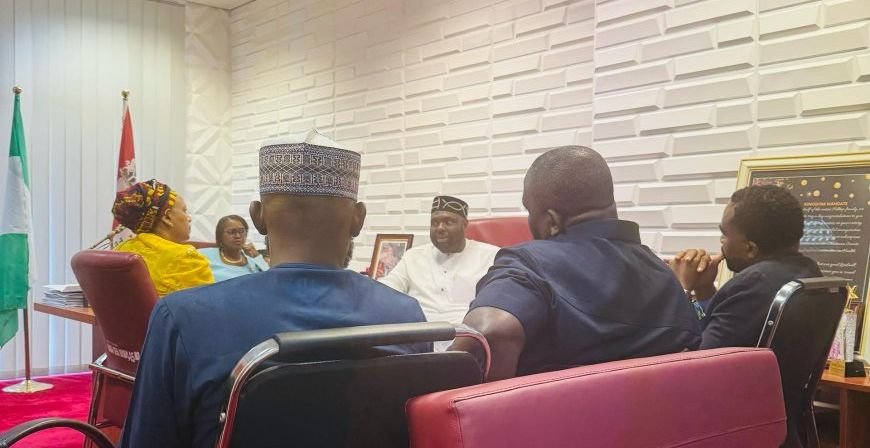 UNICAL Dental Students: Senator Asuquo Ekpenyong Steps In, Interfaces With MDCN, TETFund, Committee on Health, others to find lasting solution