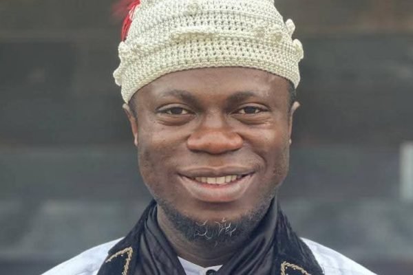 Diaspora Commission Boss Accused of Impersonating Efik Royal Symbol
