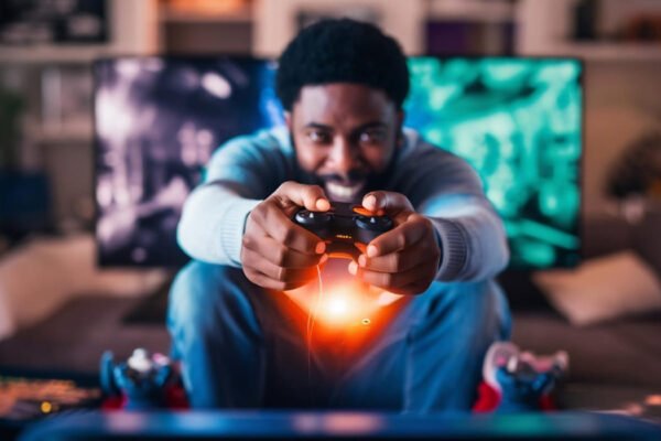 What are the risks of using outdated software?