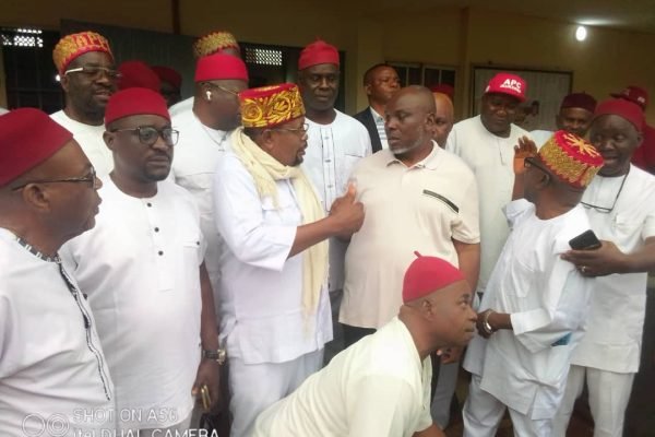 2025 guber: APC candidate, Ukachukwu meets APPAS, vow to convert kidnapper's dens located in Anambra into industrial hub if elected