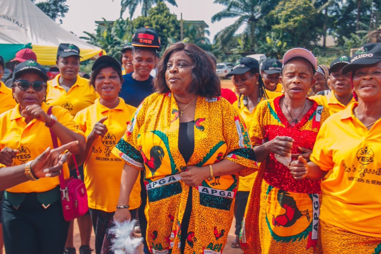 AnambraDecides2025: Over 150 APC, LP members defect to APGA