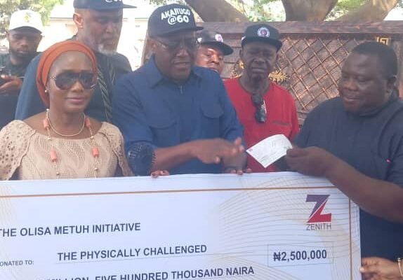 Metuh Clears Hospital Bills for Nnewi Indigents, Empowers Artisans, Traders Others