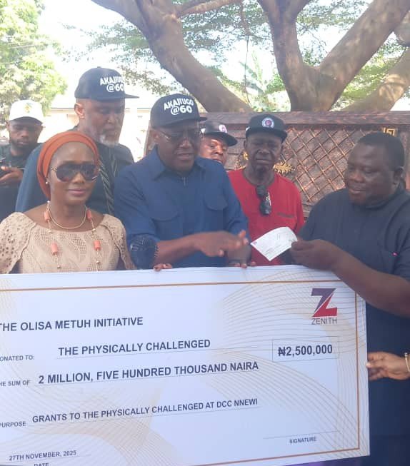 Metuh Clears Hospital Bills for Nnewi Indigents, Empowers Artisans, Traders Others