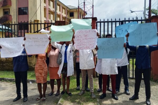 UNICAL Medicine, Nursing Students Protest Over Directive to Change Course