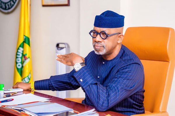 Ogun state govt pays workers end-of-year bonus