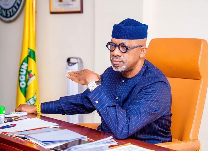 Ogun state govt pays workers end-of-year bonus