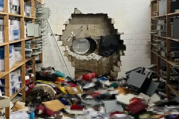 Thieves use drill to steal 30 million euro in German bank heist