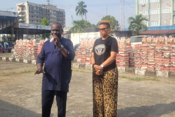 Ohanaeze Ndigbo PG Gives Succour to 2,500 Widows, Physically Challenged, Others at Christmas