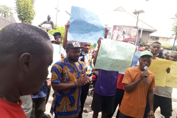C'River Youths Protest Appointment of Non-Indigene as FedPoly Ugep Rector