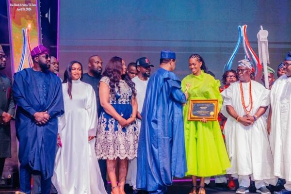 Senator Asuquo Ekpenyong Emerged Independent Newspaper ‘Legislator of the Year’