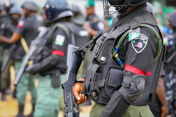 Police Inspector involved in armed robbery shot dead