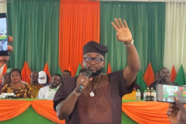 Obubra-Etung: House of Reps Aspirant Receives Royal Blessings From Traditional Rulers Ahead of Campaign