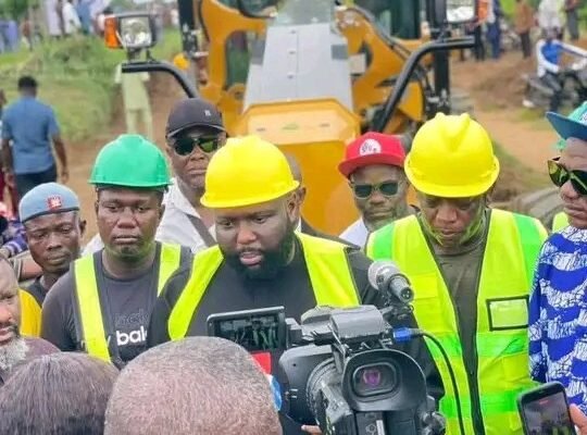 My Word Is My Bond: Senator Asuquo Ekpenyong flags off construction of Atan Onoyom–Ito–Arochukwu Road