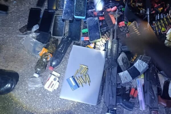 Security operatives kill four suspected gunmen in Anambra, recovers cache of weapons