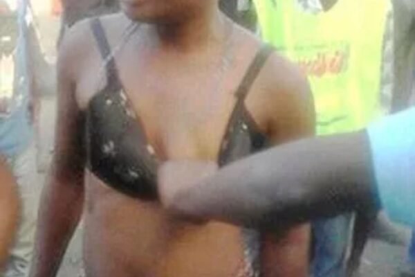Hookup girl smashes man head with beer bottle