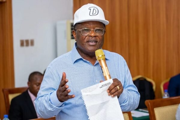 Pay landing cost, Umahi tells Keyamo over private jet landing on concrete road