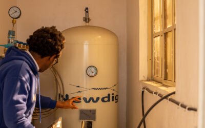 Nigerian innovator generates hospital power, medical oxygen from water