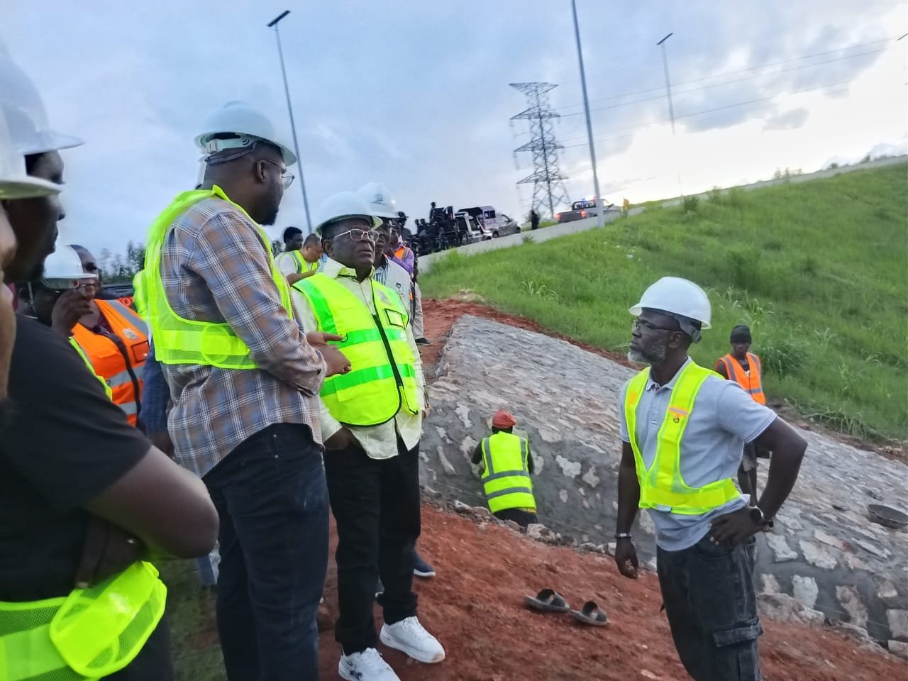 Umahi reaffirms Federal Government's commitment to safety of Nigerian highways