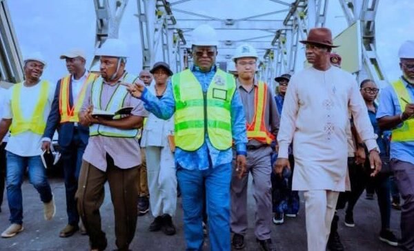 FG postpones reopening of first Niger bridge until major works are completed