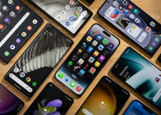 Just In: FG to block phones not approved by NCC, releases USSD code for Nigerians to check phone status